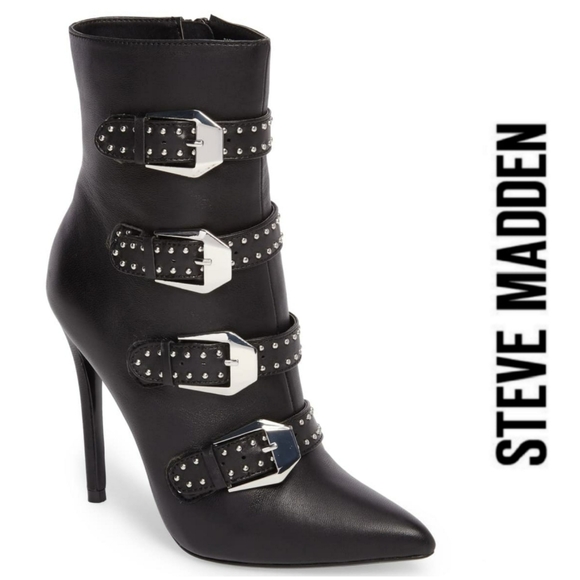 Sassy & Sexy Steve Madden Black Leather Booties - Picture 1 of 12